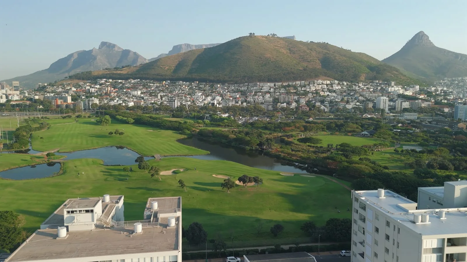 The course from above, with Signal Hill and Lion's Head behind